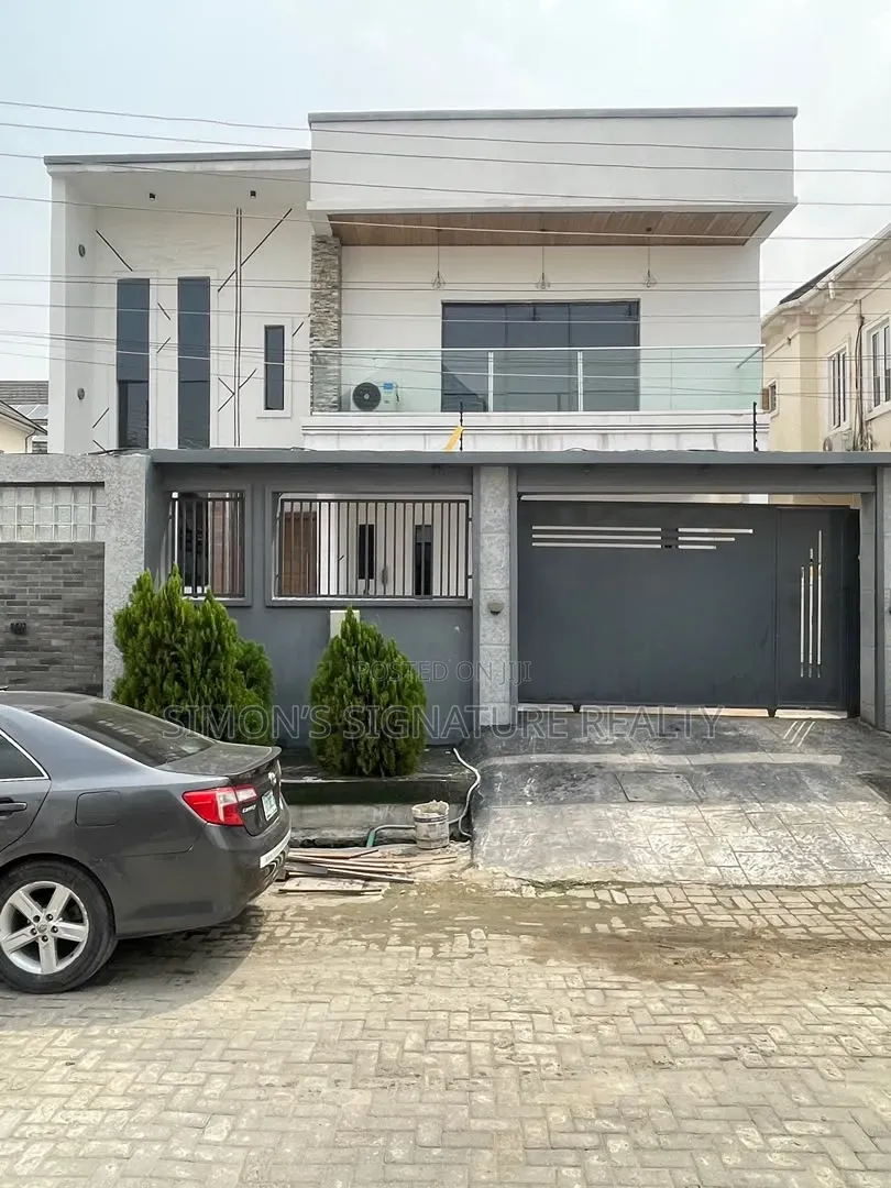 Furnished 4bdrm Duplex in Agungi for rent in Agungi