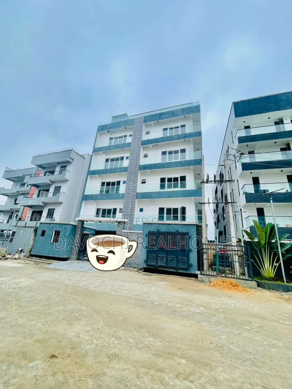 3bdrm Penthouse in Ikate for sale in Ikate
