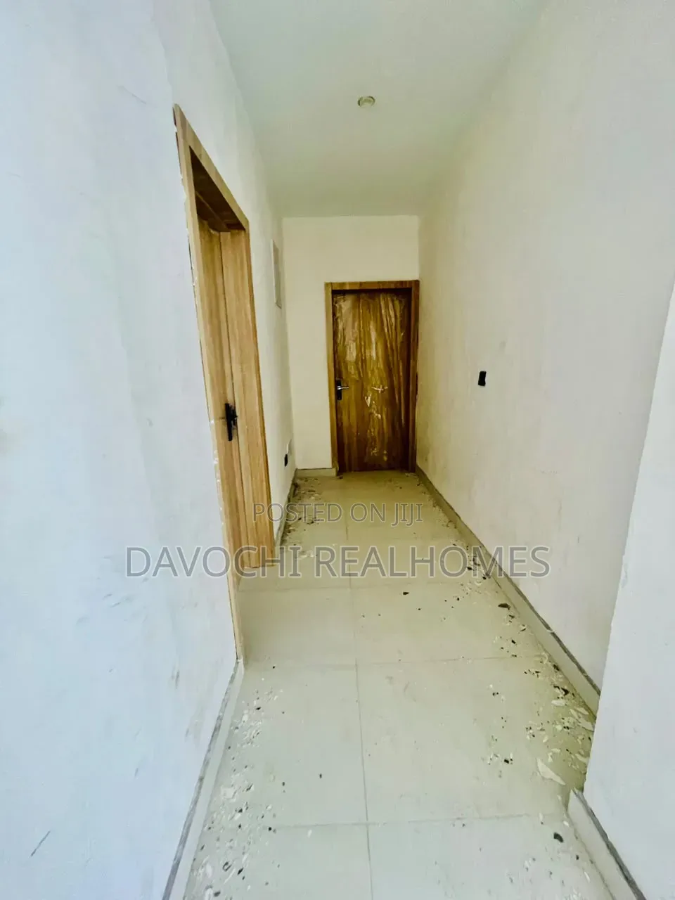 3bdrm Penthouse in Ikate for sale in Ikate