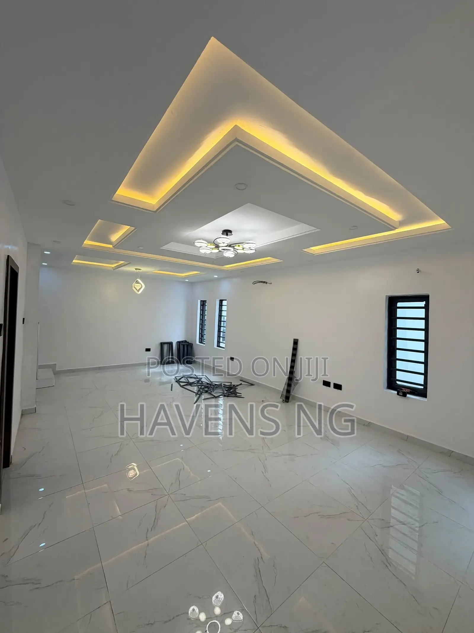 4bdrm Duplex in Akobo for sale in Akobo