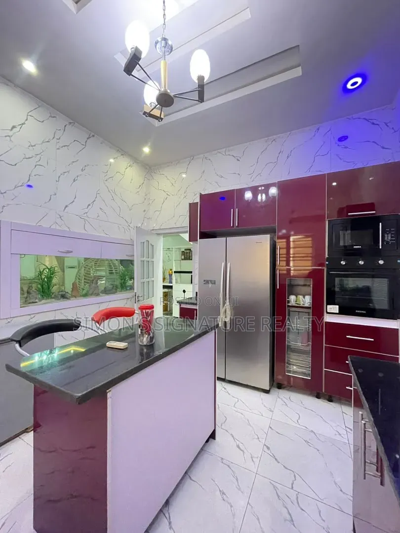 Furnished 4bdrm Duplex in Chevron for rent in Chevron