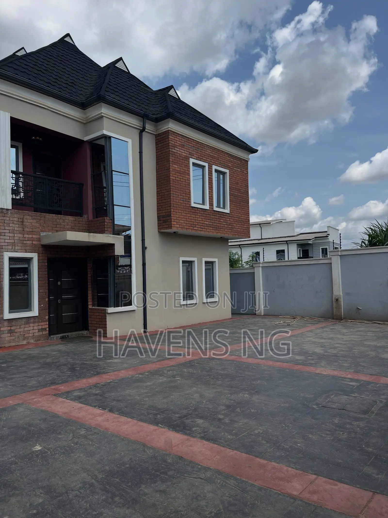 4-Bedroom Apartment in Oluyole, Ibadan in Oluyole