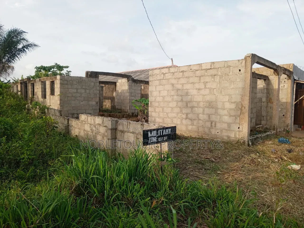1bdrm Bungalow in Totowu Lagos, Ikotun / Ikotun/Igando for sale in Ikotun / Ikotun/Igando