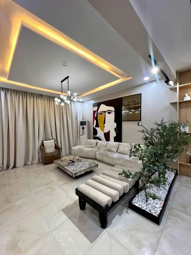 Luxury 2 Bedroom Service Apartment in Ikate