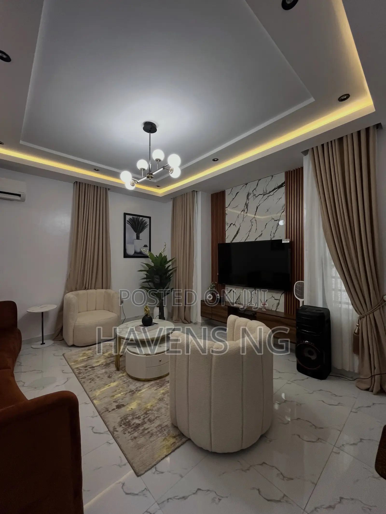 3-Bedroom Apartment With Swimming Pool in Jericho