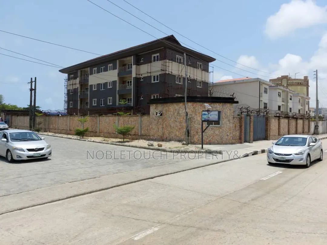 27 Rooms Newly Built Hotel at Victoria Island in Victoria Island Extension