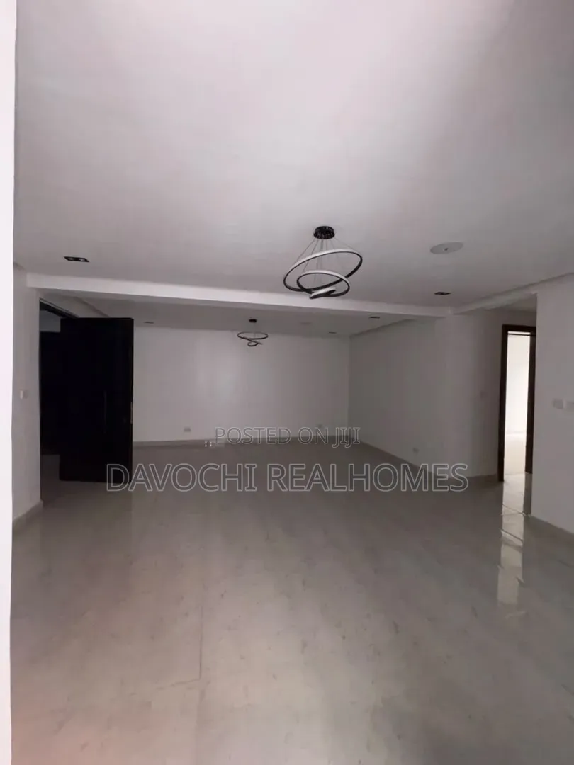 2bdrm Duplex in Ikate for sale in Ikate