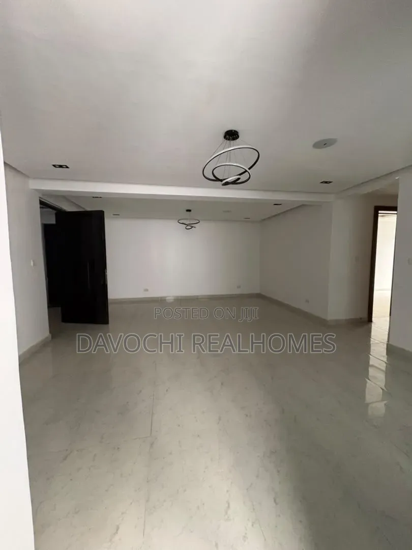 2bdrm Duplex in Ikate for sale in Ikate