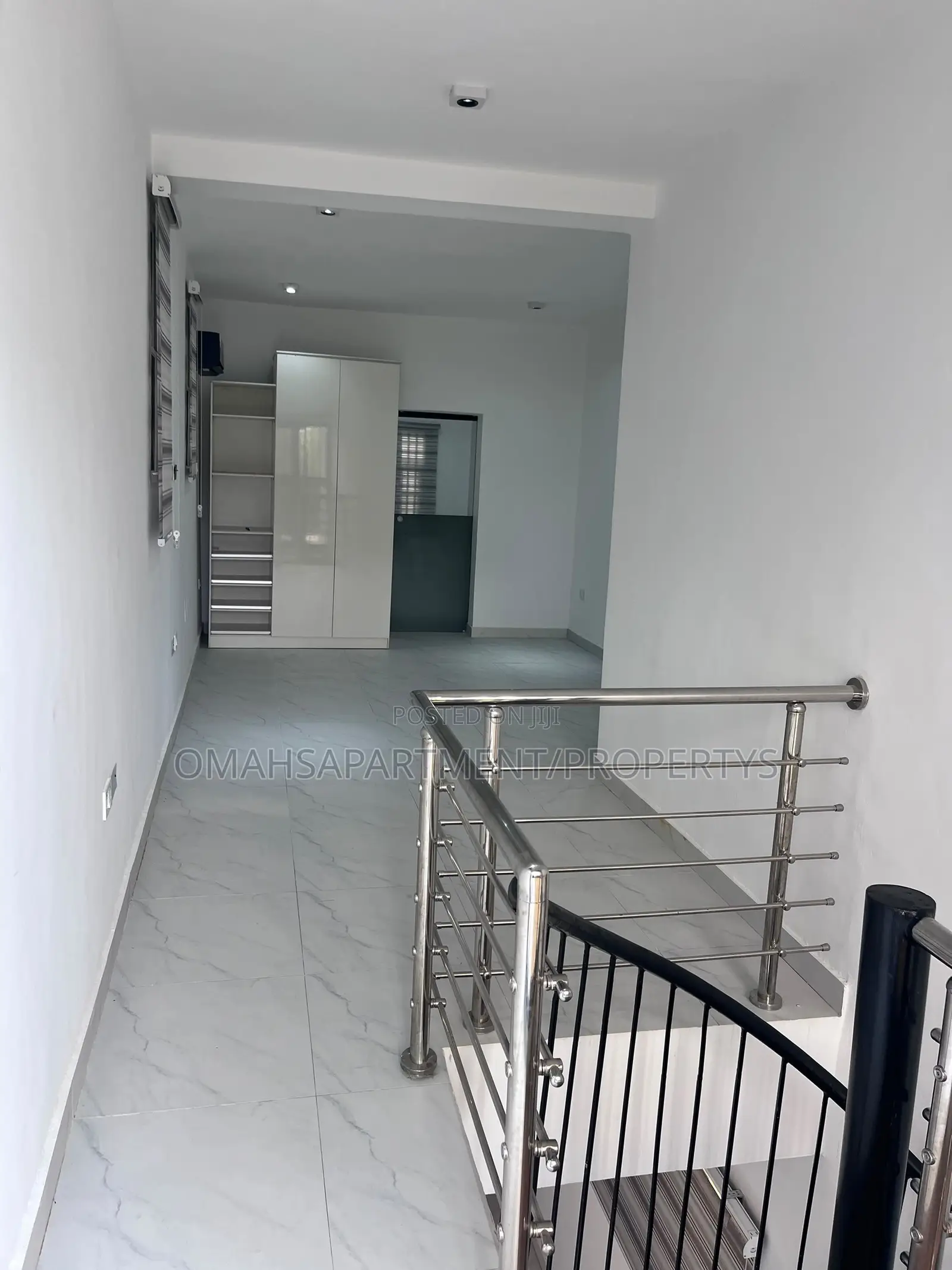 Furnished 1bdrm Maisonette in Adedeji Adekola, Ikate for rent in Ikate