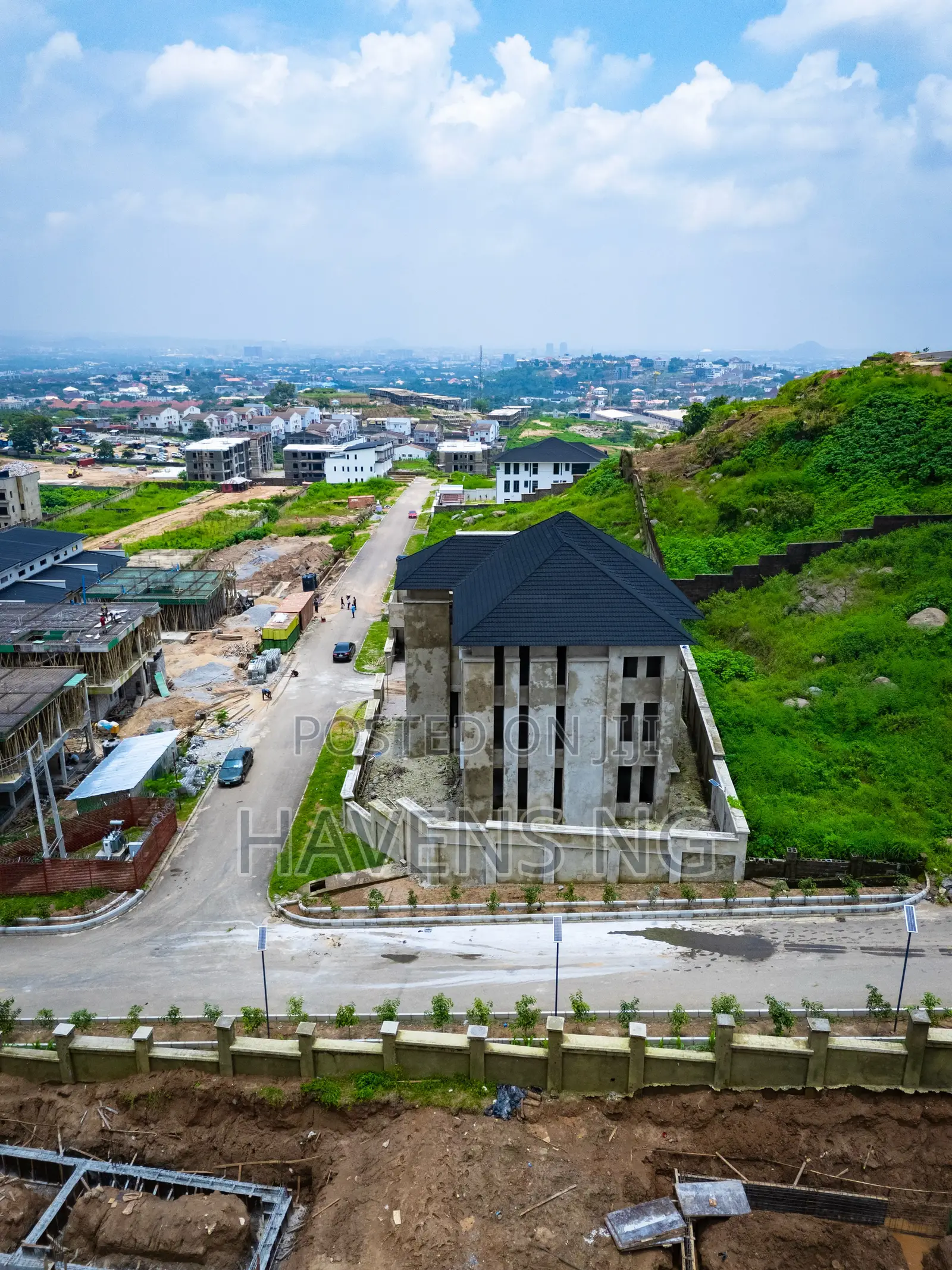 8bdrm Mansion in Maitama for sale in Maitama