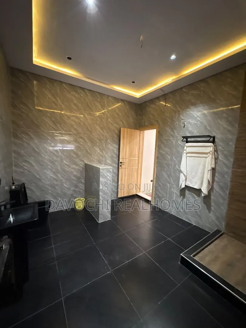 2bdrm Apartment in Ikota for rent in Ikota