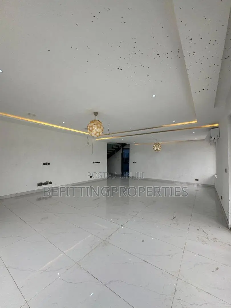 4bdrm Maisonette in Old Ikoyi for sale in Old Ikoyi