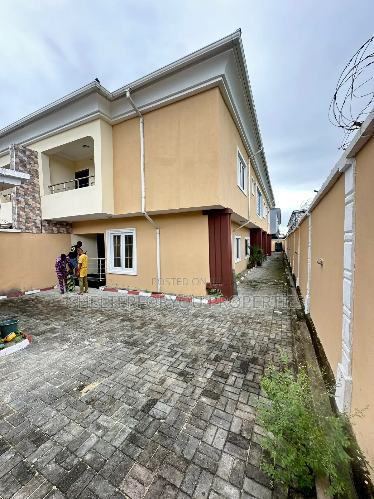 4bdrm Duplex in Lekki Expressway for sale in Lekki Expressway