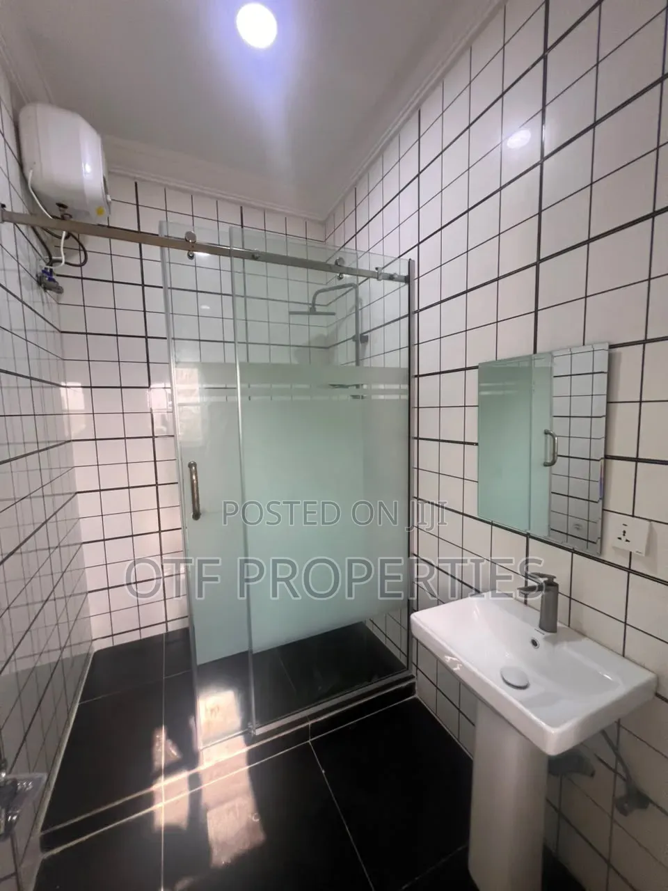 Furnished 6bdrm Apartment in Katampe Main for rent in Katampe (Main)