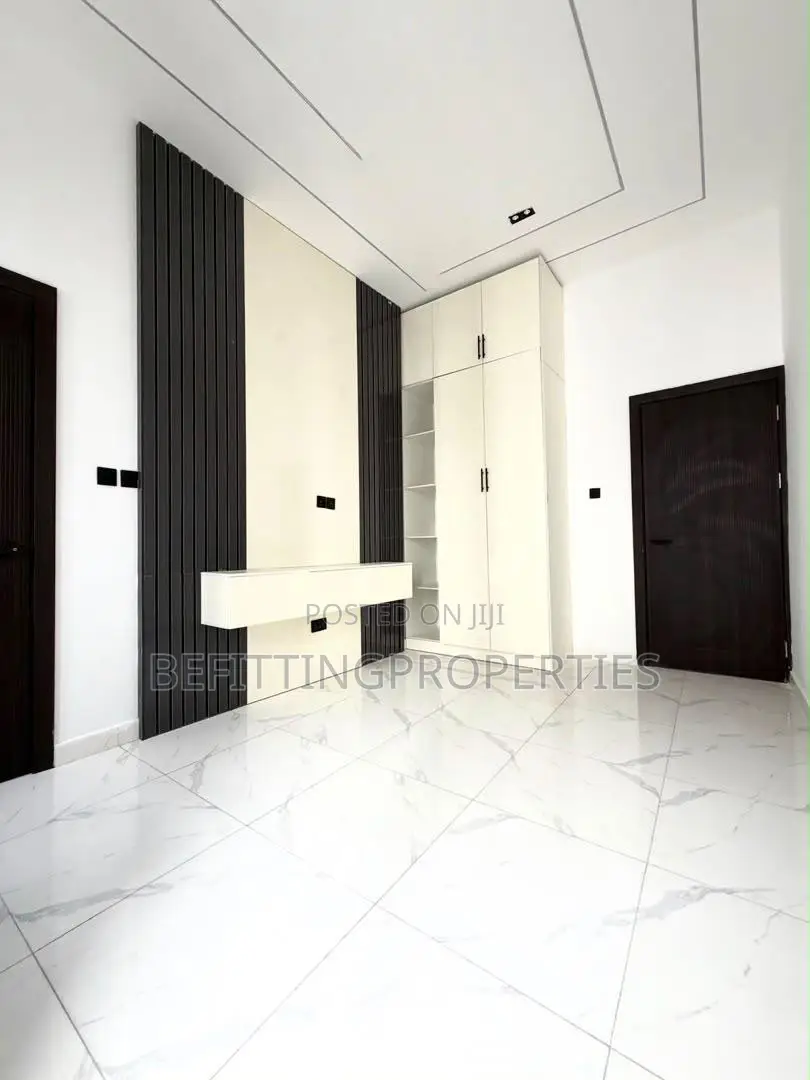 4bdrm Duplex in Lekki for sale in Lekki