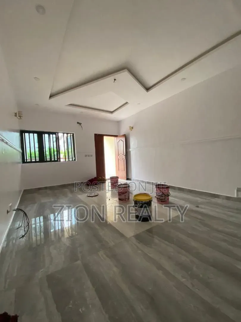 2bdrm Apartment in Chisco, Ikate for rent in Ikate