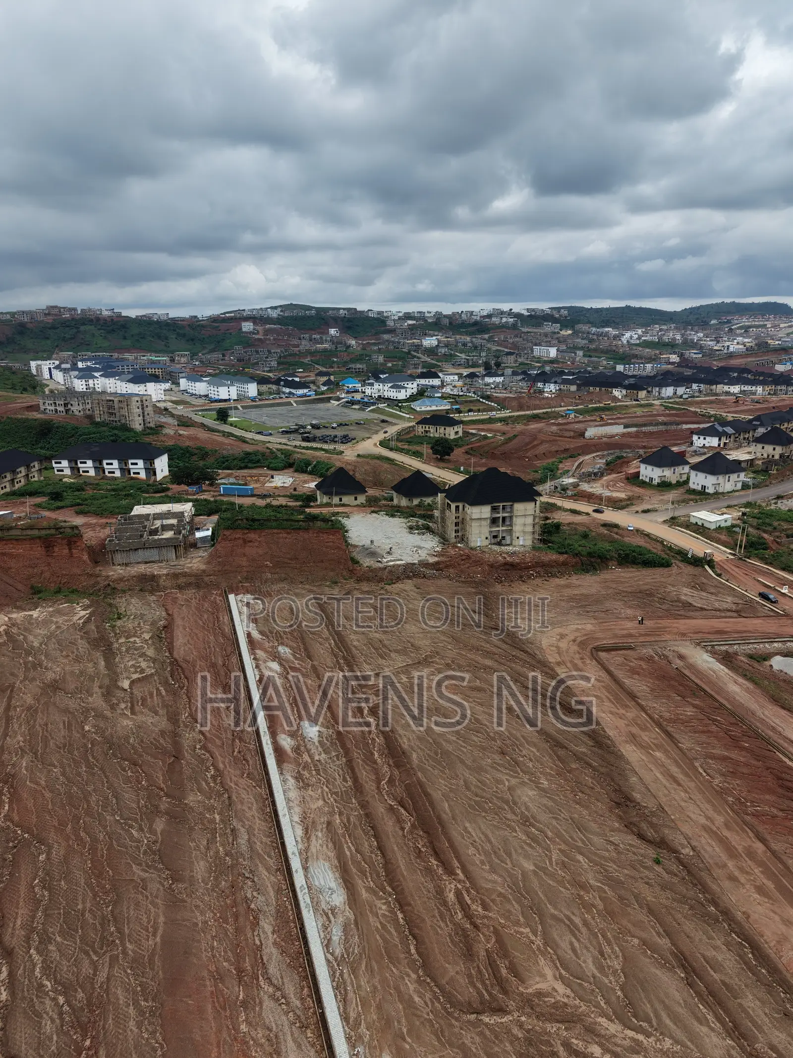 For Sale | 700sqm Duplex Plot in Asokoro