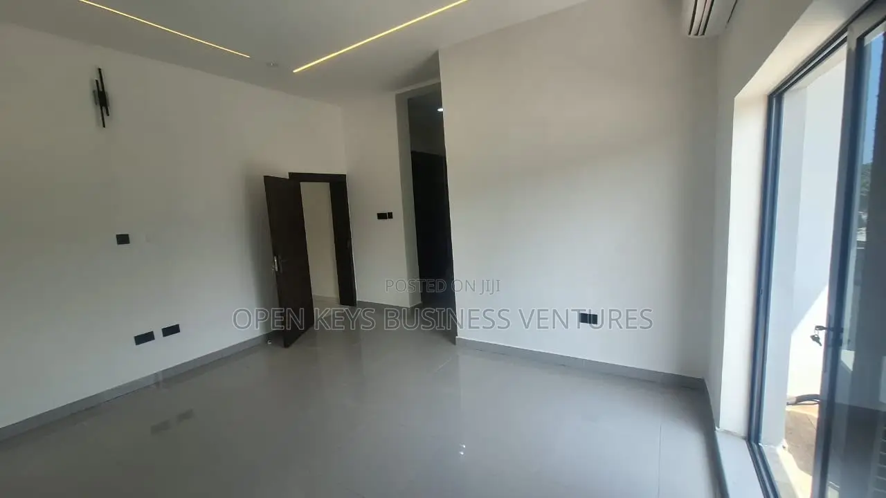 3bdrm House in Ilaje for rent in Ilaje / Lekki