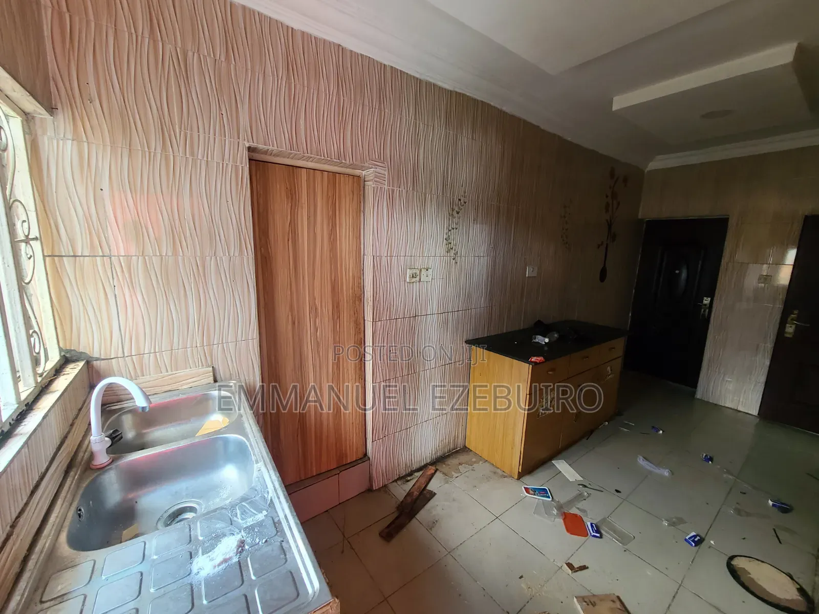 2bdrm Block of Flats in Rukpakulusi New, Port-Harcourt for rent in Port-Harcourt