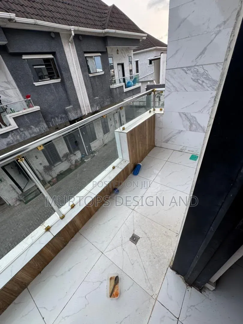 Studio Apartment in Ikota Villa for rent in Ikota