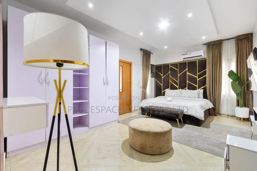 Luxury 3-Bedroom Apartment With Gym Swimming — Lekki Phase 1 in Lekki Phase 1