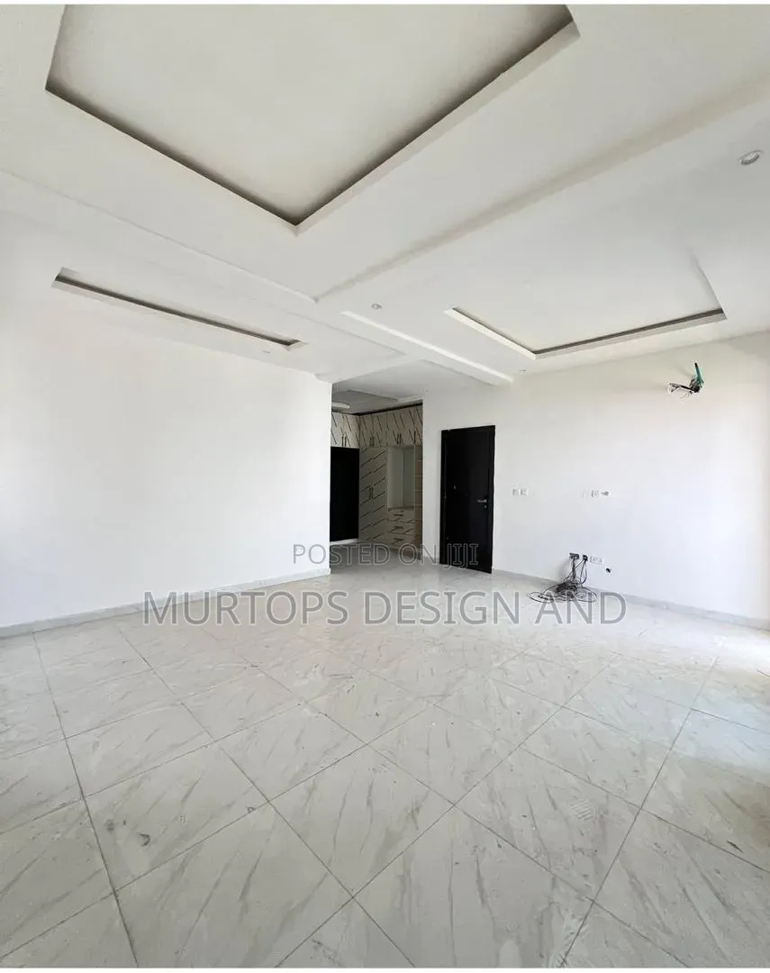 5bdrm Duplex in Lekki Phase 1 for sale in Lekki Phase 1