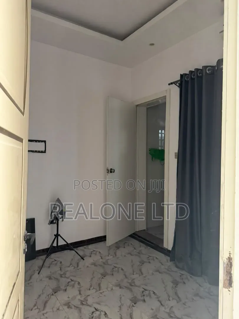 Furnished 4bdrm Duplex in Lekki Phase 1 for rent in Lekki Phase 1