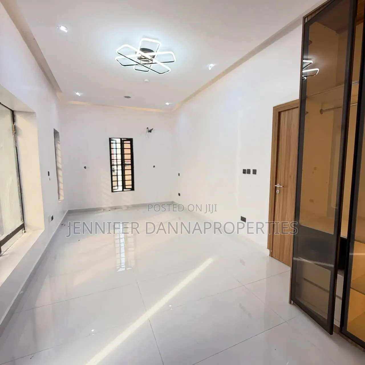 4bdrm Duplex in Sangotedo for sale in Sangotedo