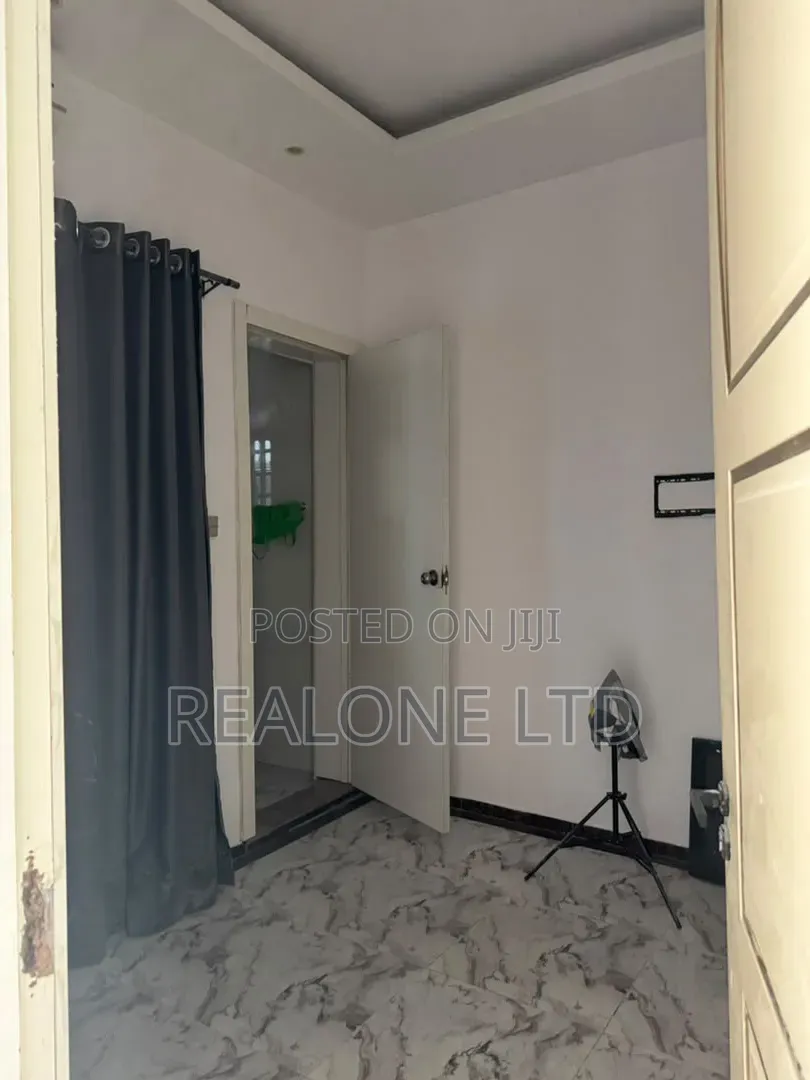 Furnished 4bdrm Duplex in Lekki Phase 1 for rent in Lekki Phase 1