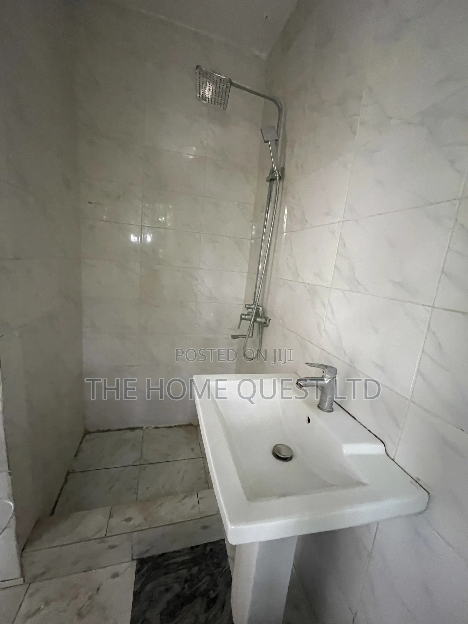 2bdrm Apartment in Osapa Garden for rent in Osapa london