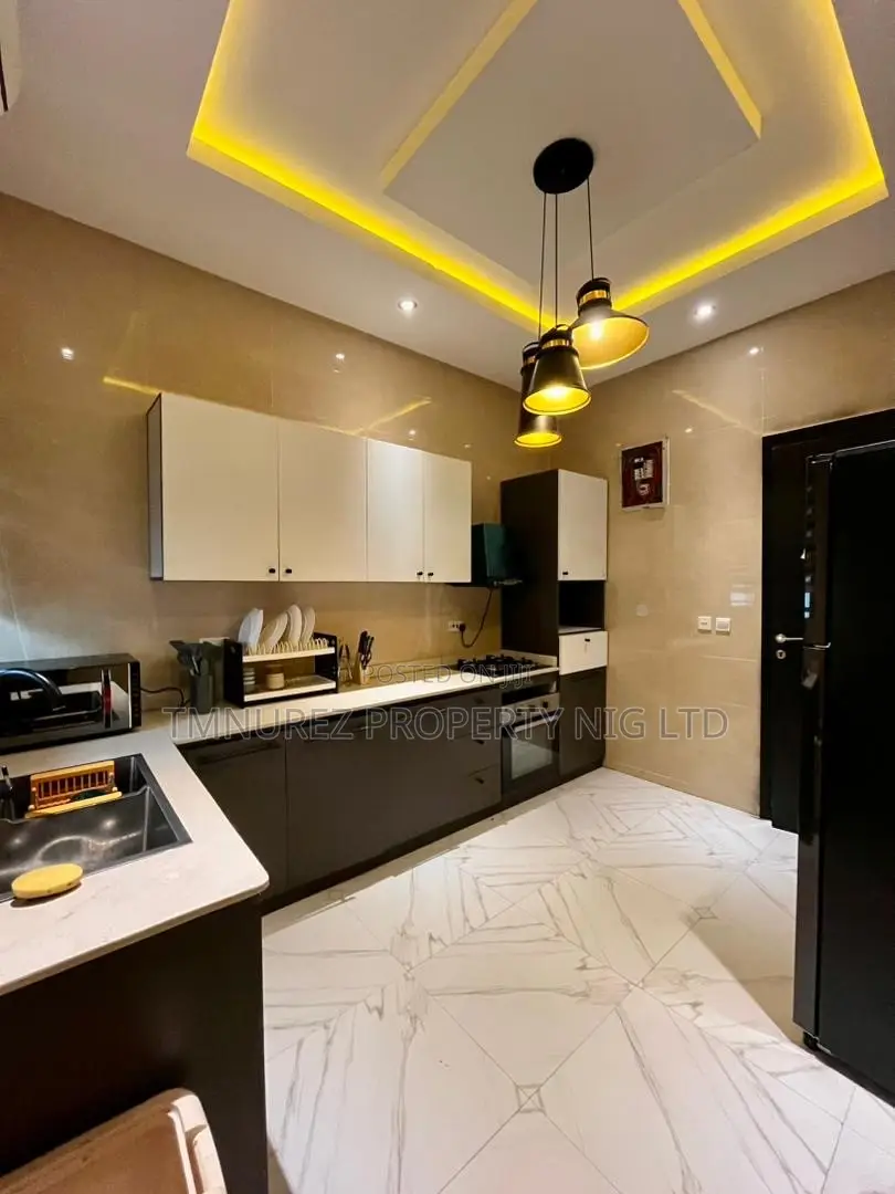 Furnished 3bdrm Apartment in Main Ikate, Lekki for rent in Lekki