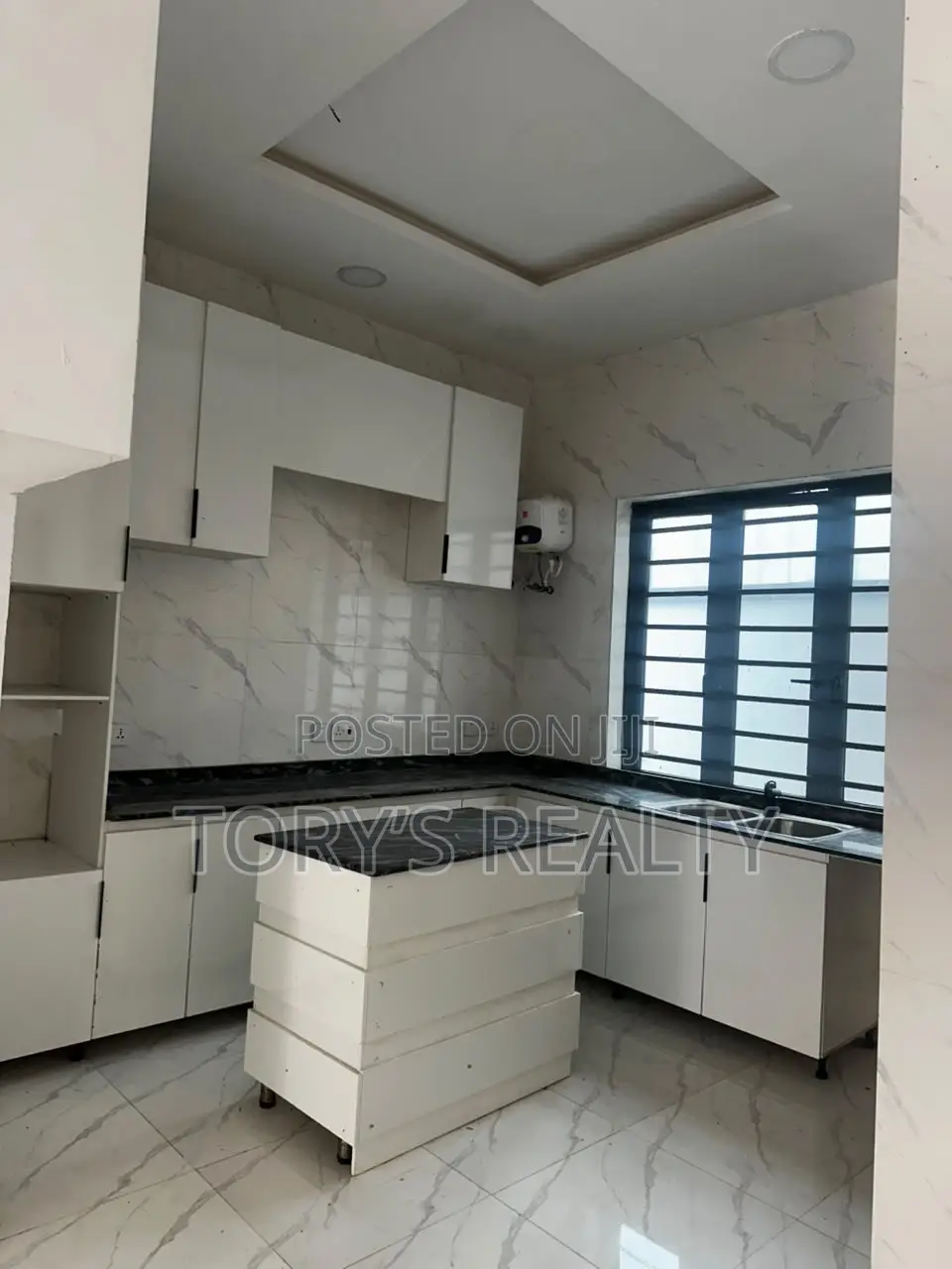 2bdrm Duplex in Lekki Phase 2 for rent in Lekki Phase 2