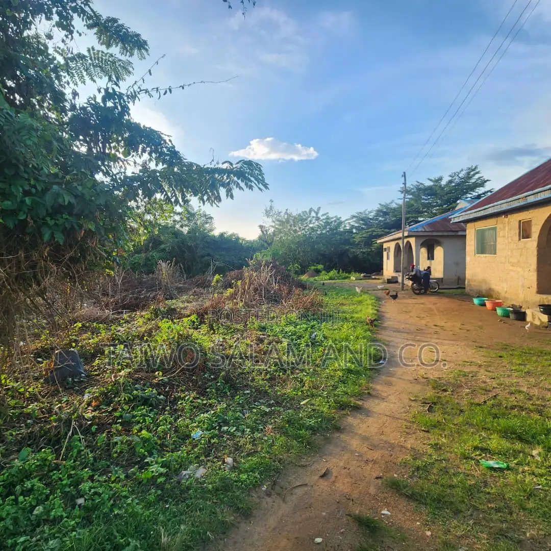 577sqm of Residential Land in Moniya