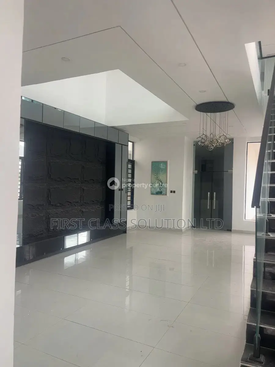 5bdrm Duplex in Oral Estate, Lekki Expressway for sale in Lekki Expressway