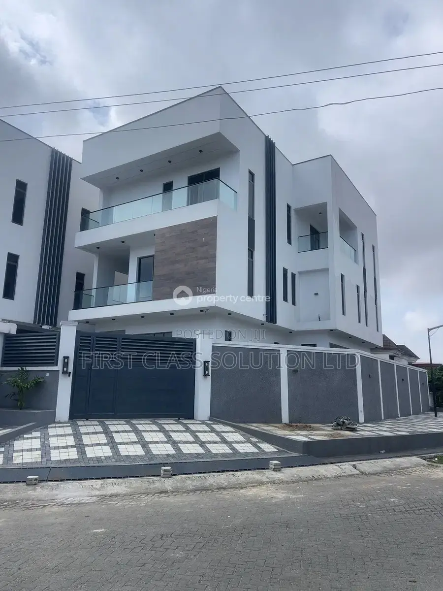 6bdrm Duplex in Lekki Phase 1 for sale in Lekki Phase 1