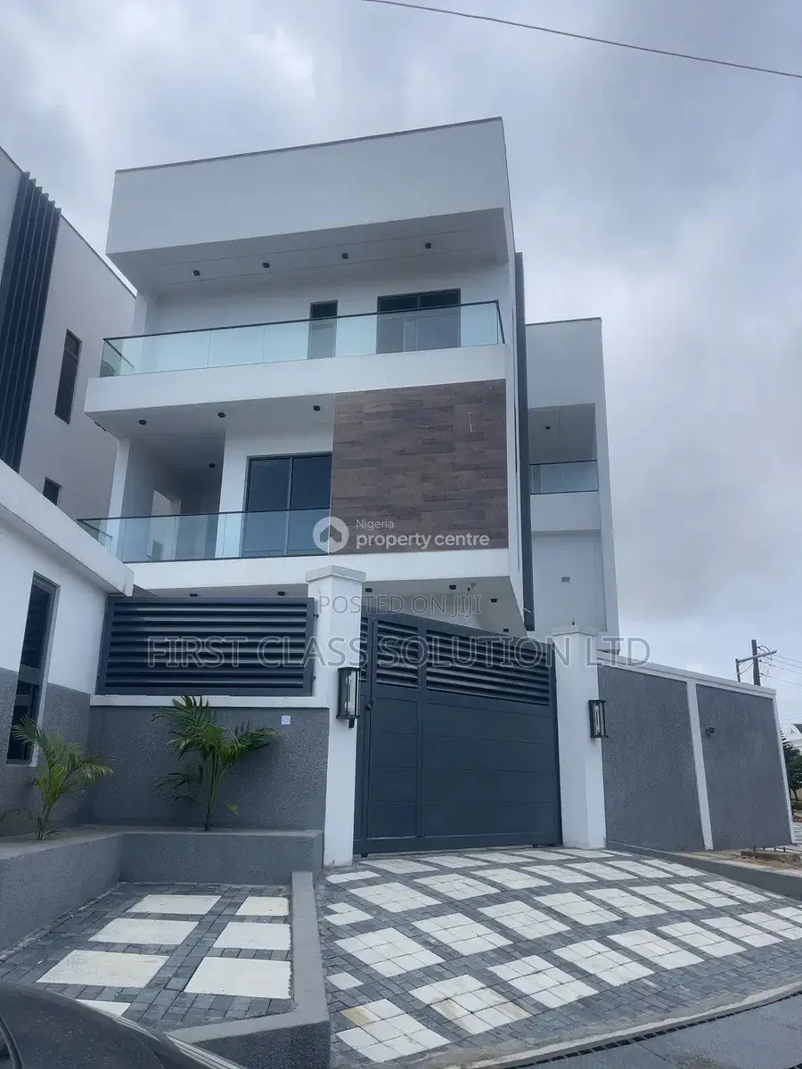 6bdrm Duplex in Lekki Phase 1 for sale in Lekki Phase 1