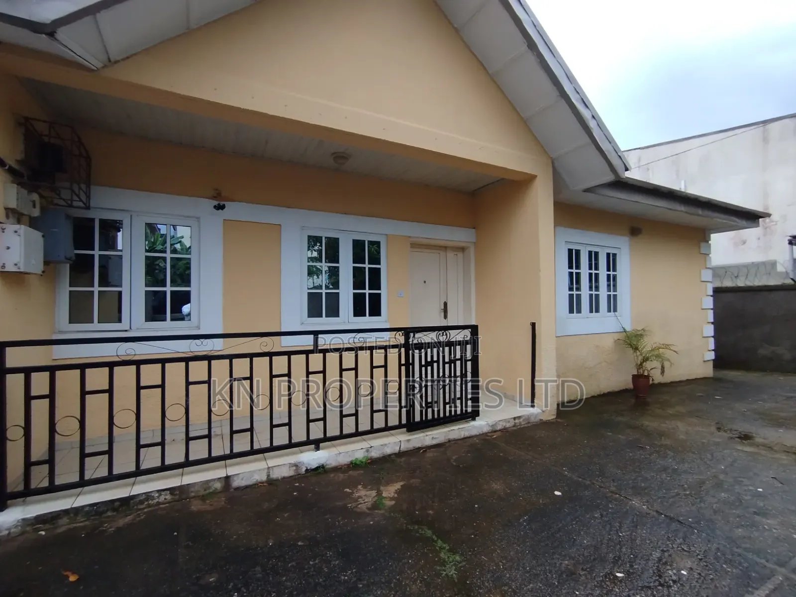 2bdrm Bungalow in Garki Area for rent in Garki