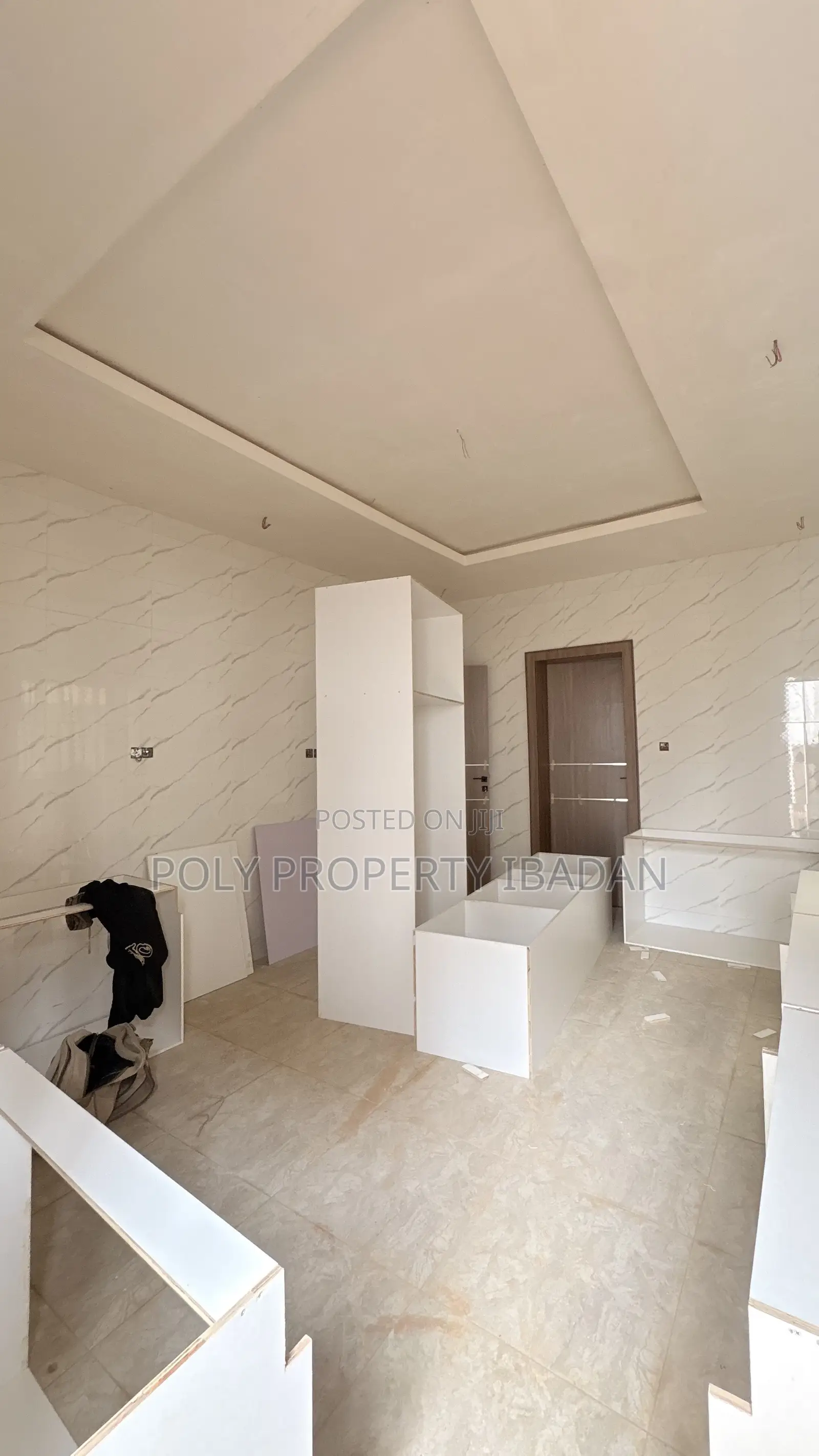 5bdrm Penthouse in Carlton Gate Estate, Ibadan for sale in Ibadan