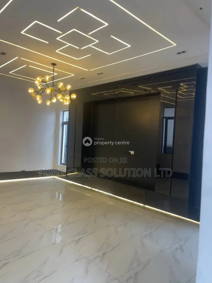 5bdrm Duplex in Sangotedo, Ajah, for sale in Sangotedo