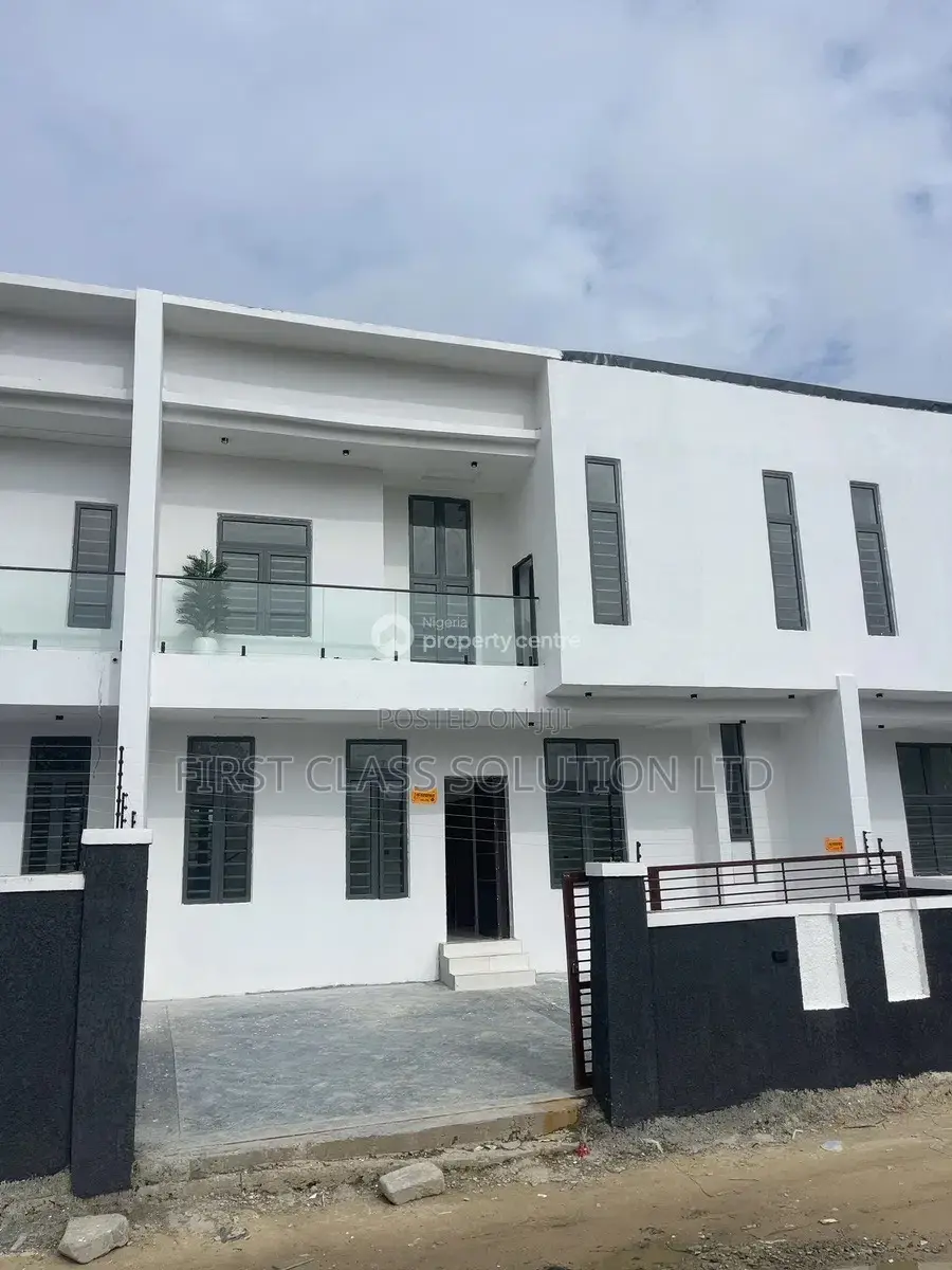 3bdrm Duplex in Sangotedo, Ajah, for sale in Sangotedo