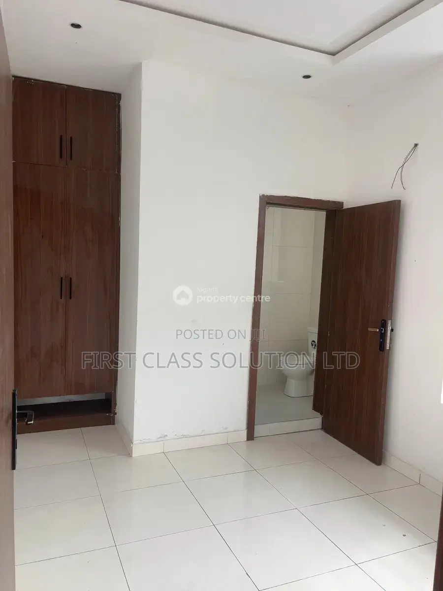 3bdrm Duplex in Sangotedo, Ajah, for sale in Sangotedo