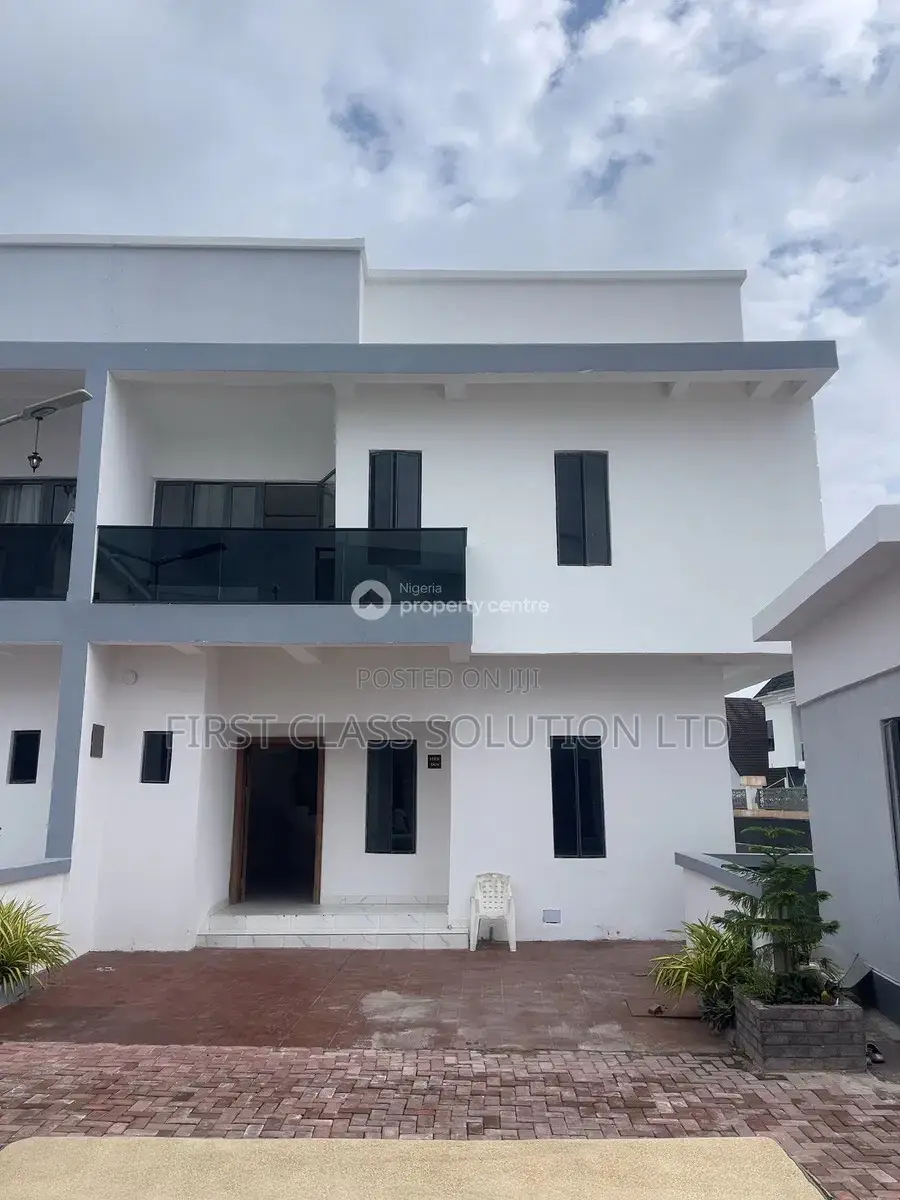 4bdrm Duplex in Beside Blenco, for sale in Sangotedo