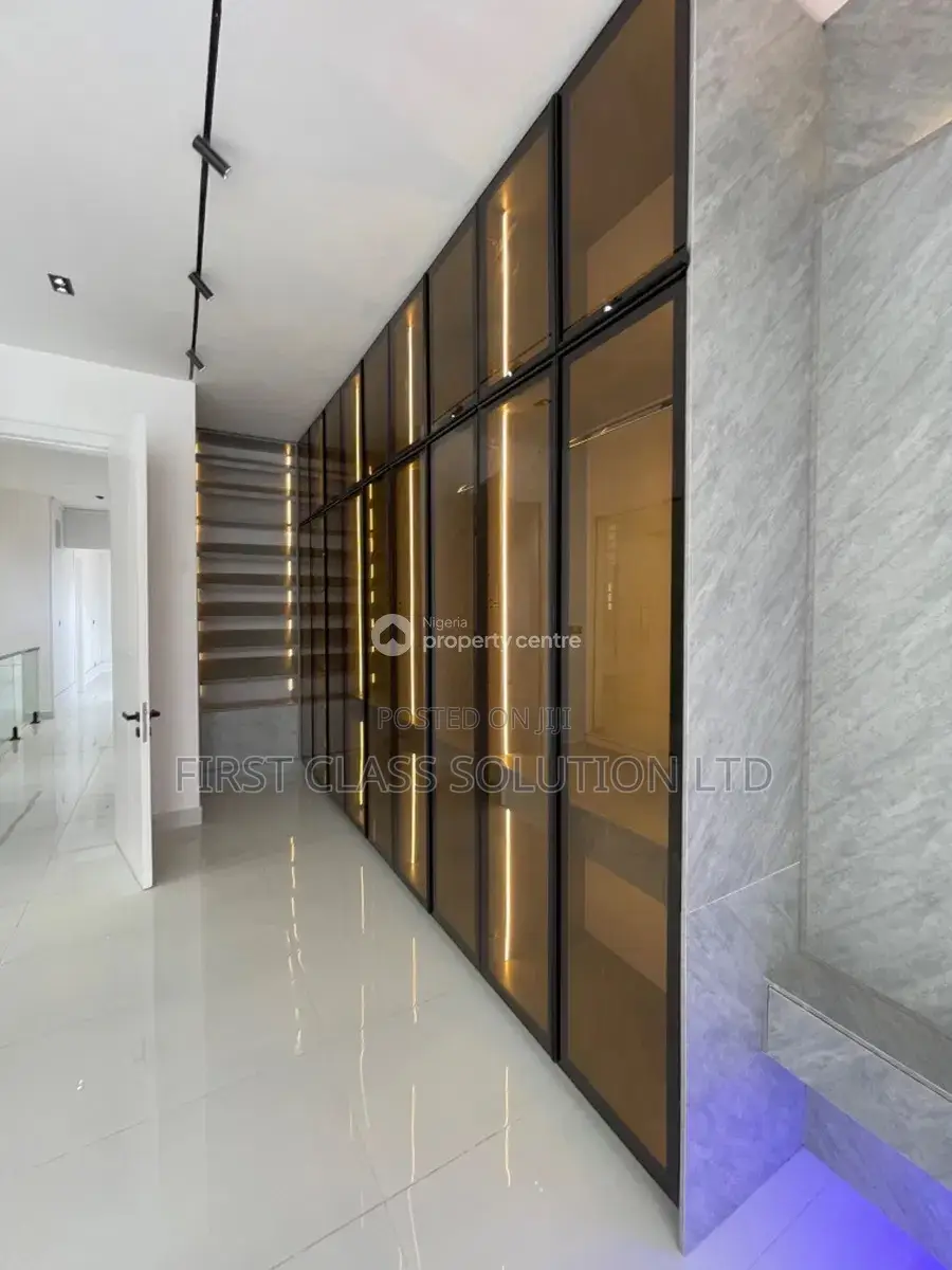 5bdrm Duplex in Orchid, Lekki Phase for sale in Lekki Phase 2