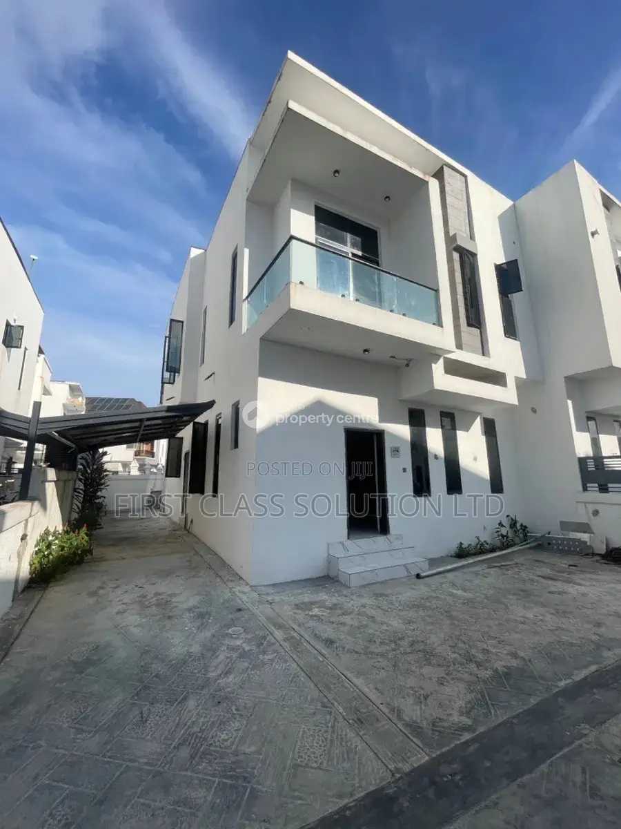 4bdrm Duplex in Royal Pine Estate, for sale in Lekki Expressway