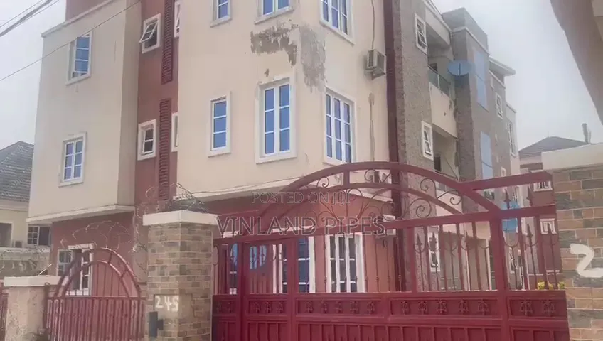 6bdrm Block of Flats in Durumi for sale in Durumi