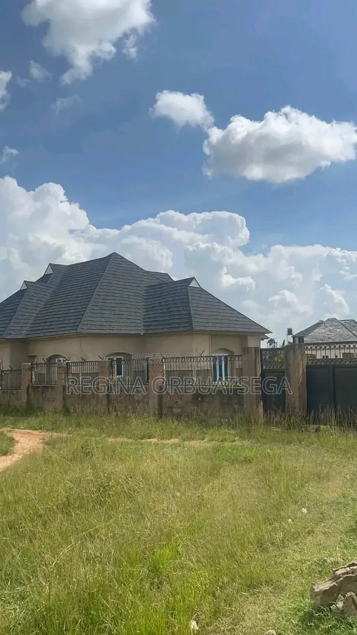 4bdrm Bungalow in Jos for sale in Jos