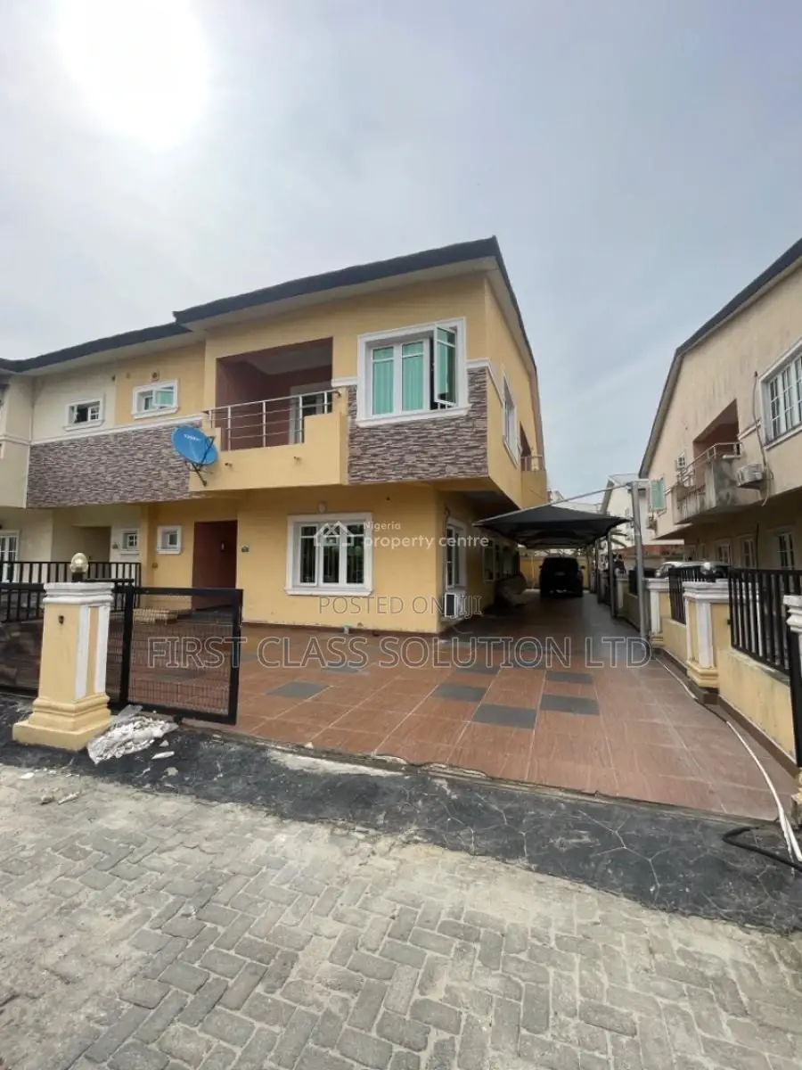 Furnished 4bdrm Duplex in Paradise Estate, for sale in Chevron