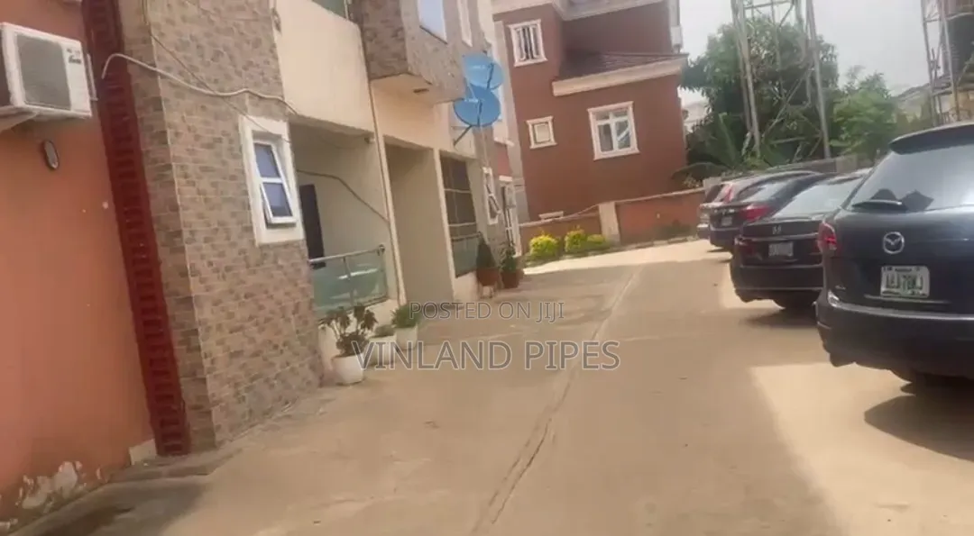 6bdrm Block of Flats in Durumi for sale in Durumi