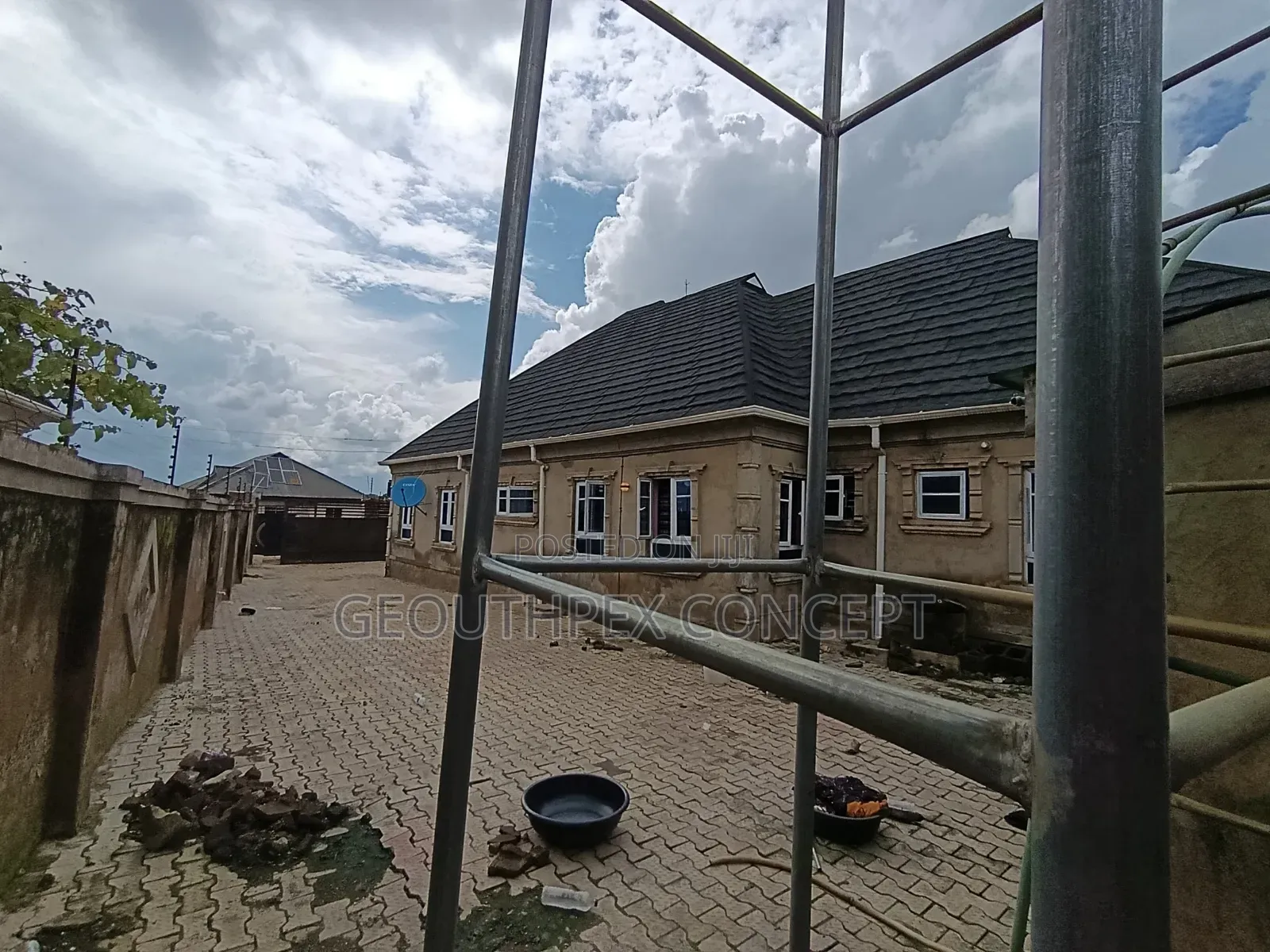 4bdrm Bungalow in Ojoo for sale in Ojoo