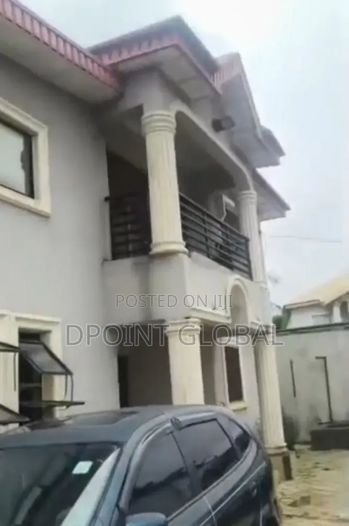 11bdrm Block of Flats in In Estate, Ejigbo / Ejigbo for sale in Ejigbo / Ejigbo